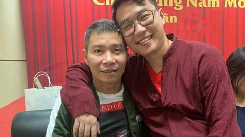 NSND Công Lý đi làm trở lại sau thời gian trị bệnh