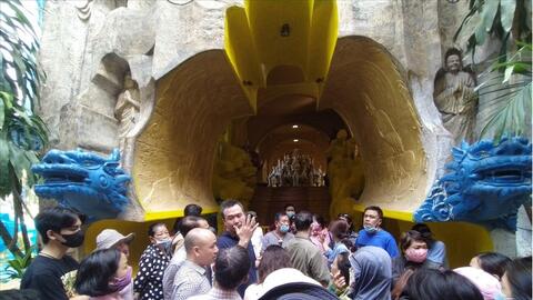 Chuyên gia: Không thể xét nghiệm ADN từ tro