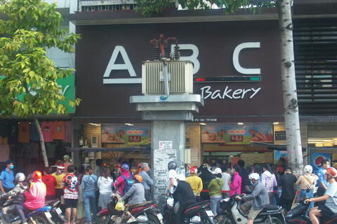 Bánh mì thanh long vẫn "sốt xình xịch" và chưa có dấu hiệu hạ nhiệt