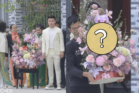 Nhìn mâm lễ vật hoành tráng tại lễ dạm ngõ của Quang Hải - Chu Thanh Huyền, dân mạng chỉ chú ý đến món bánh đặc sản Thủ Đô