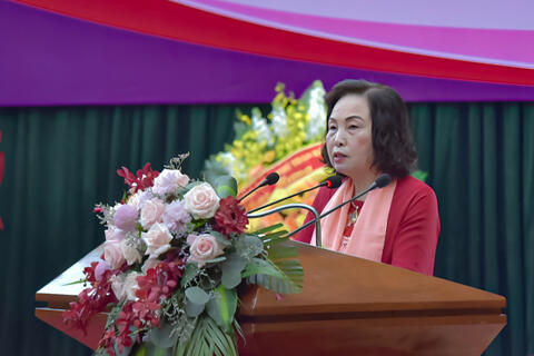 Toàn văn bài phát biểu khai mạc lễ tôn vinh Nữ trí thức tiêu biểu ngành Y tế lần thứ nhất của GS – TS Lê Thị Hợp