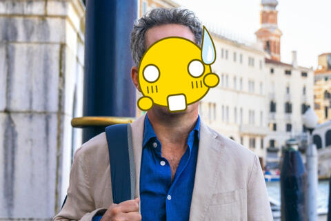 Sao nam đang "cháy túi" thì được chuyển khoản gần 100 tỷ nhờ trùng tên đồng nghiệp