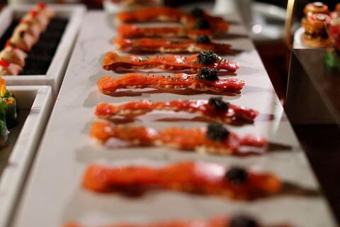 Sao Hollywood được đãi món gì trong bữa tiệc Oscar 2020?