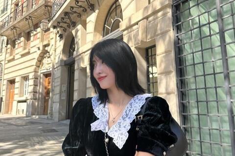 Nàng tóc layer nên mặc gì để ghi điểm sành điệu Tết này?