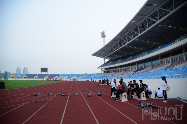 Tại Giải Điền kinh tiền SEA Games 31, hệ thống trang thiết bị mới phục vụ SEA Games 31 đã được lắp đặt, vận hành thử nghiệm. 