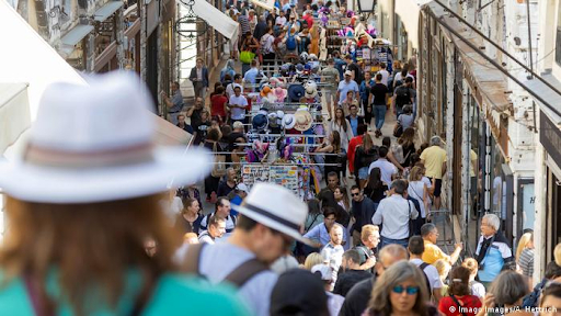 Một con phố ở Venice năm 2019.