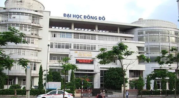 Đại học Đông Đô.