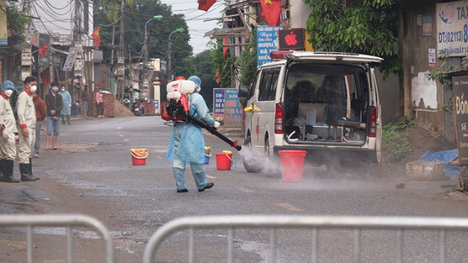 Chủ tịch Hà Nội: Chợ hoa Mê Linh tiềm ẩn nguy cơ lây lan dịch trong cộng đồng