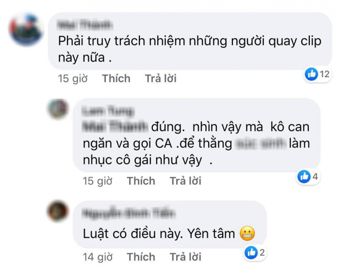 Dân mạng phẫn nộ với cả người quay clip mà không chạy lại ngăn cản. Ảnh: Facebook