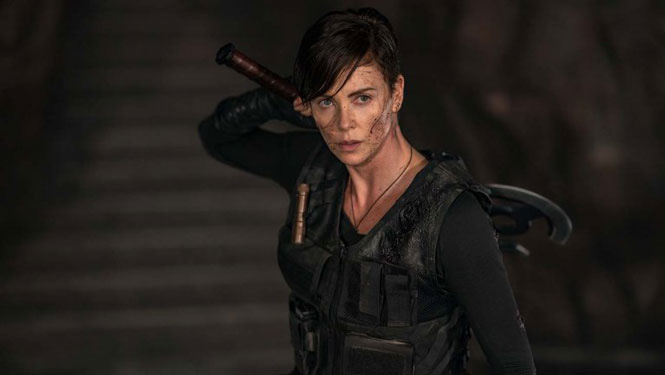   Nhân vật Andy của Charlize Theron trong “The Old Guard”. Ảnh: NETFLIX  