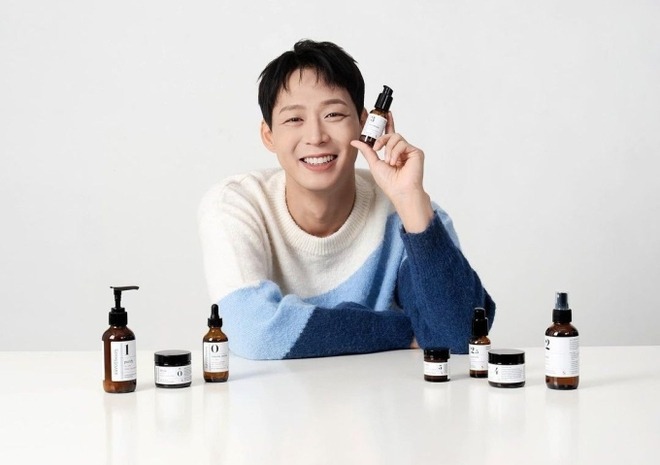 ... để Yoochun làm đại sứ