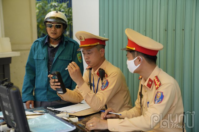 Tuy nhiên, bằng sự vào cuộc quyết liệt, xử lý nghiêm các trường hợp vi phạm, đồng thời kết hợp công tác tuyên truyền giúp người dân nhận thức được hành vi, tác hại của rượu, bia đối với người điều khiển phương tiện tham gia giao thông, từ đó số vụ tai nạn, số vụ vi phạm về nồng độ cồn trên địa bàn do Đội CSGT Đường bộ số 7 phụ trách có chiều hướng giảm đi rõ rệt. 