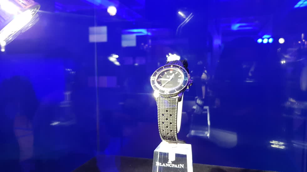   Bộ sưu tập Fifty Fathoms được trưng bày và bán tại Showroom BLANCPAIN chính hãng: Tầng trệt khách sạn Continental Saigon 132-134 Đồng Khởi, quận 1. Ảnh: Cẩm Viên  