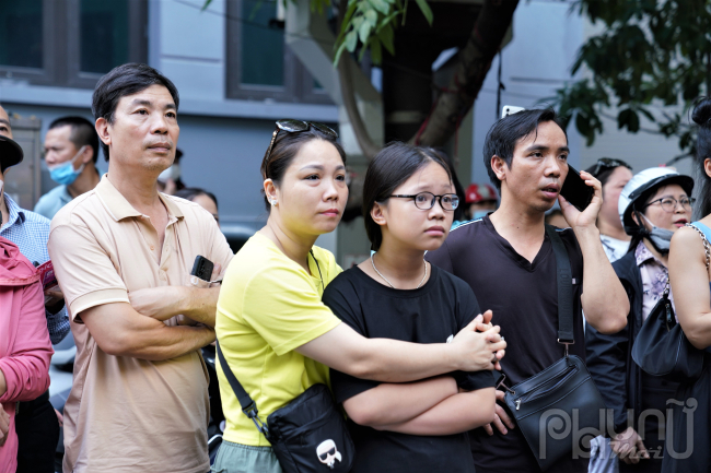 Một số lo lắng ngóng con ra