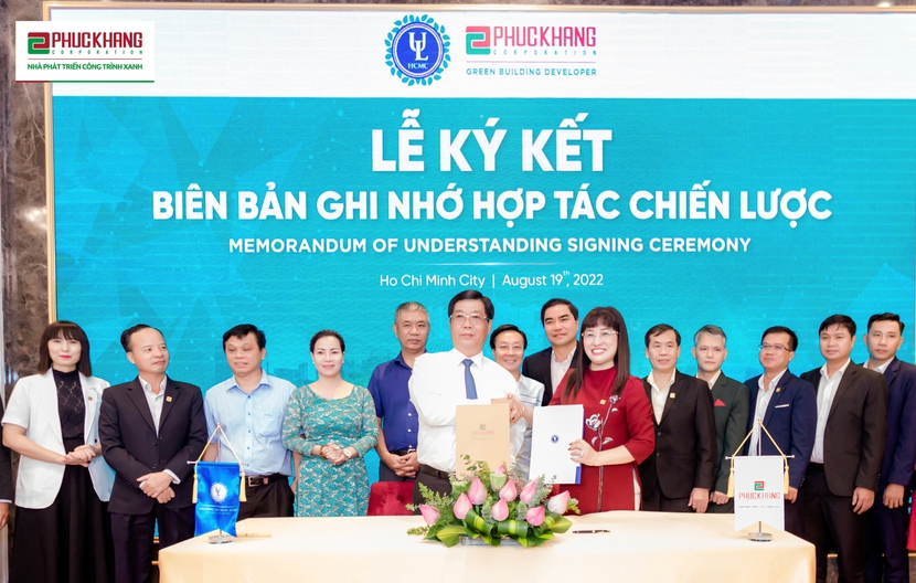 Phuc Khang Corporation và Đại học  Luật TP.HCM ký kết hợp tác chiến lược - Ảnh 1.