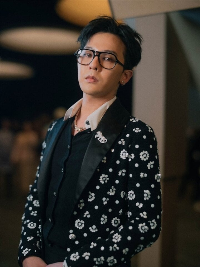 Truyền thông đưa tin bến đỗ mới của G-Dragon là Galaxy Corporation