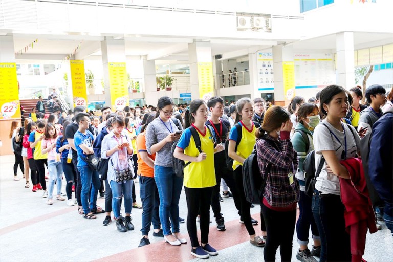 Trường ĐH Công nghệ TP.HCM cho sinh viên vì liên quan đến BN1342. Ảnh minh họa