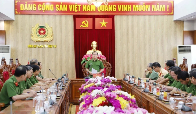 Trung tướng Nguyễn Văn Long, Thứ trưởng Bộ Công an phát biểu tại buổi làm việc. (Ảnh: TTXVN phát)