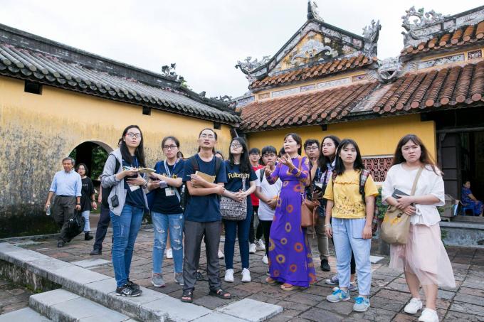 Cuộc đời này không phải toàn chuyện xấu xa, và cây táo vẫn nở hoa...