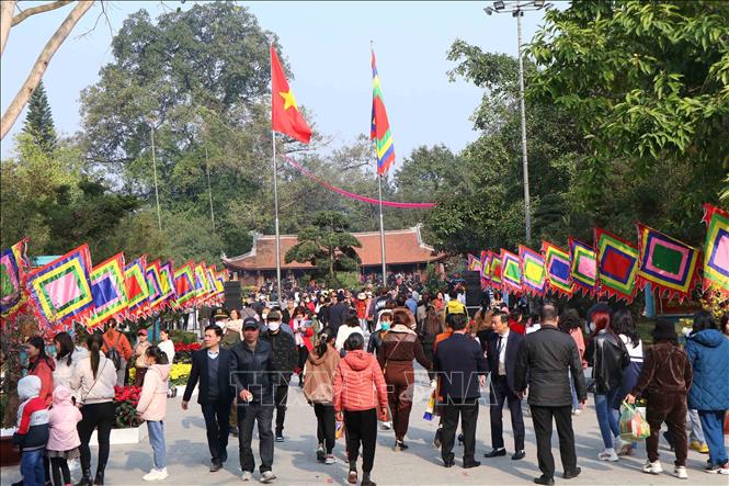 Tiền công đức, tài trợ cho tổ chức lễ hội được tiếp nhận, quản lý, sử dụng như thế nào?