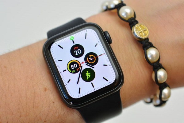 9859e4b6-cach-deo-apple-watch-3