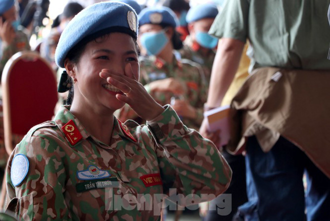 Các nội dung được huấn luyện như: Cấp cứu chấn thương nâng cao (ITLS); huấn luyện cho Đội Cứu trợ đường không (AMET); huấn luyện tiền triển khai; Huấn luyện Luật nhân đạo quốc tế và ngoại dã chiến; Huấn luyện bổ túc lái xe rơ moóc, xe bọc thép BRT 152 cho lực lượng liên quan của BVDC 2.3; đồng thời, tổ chức huấn luyện vận hành, bảo dưỡng, sửa chữa nhỏ một số trang bị hậu cần, kỹ thuật cho lực lương liên quan của BVDC 2.3; diễn tập sa bàn và diễn tập tổng hợp thực địa ....