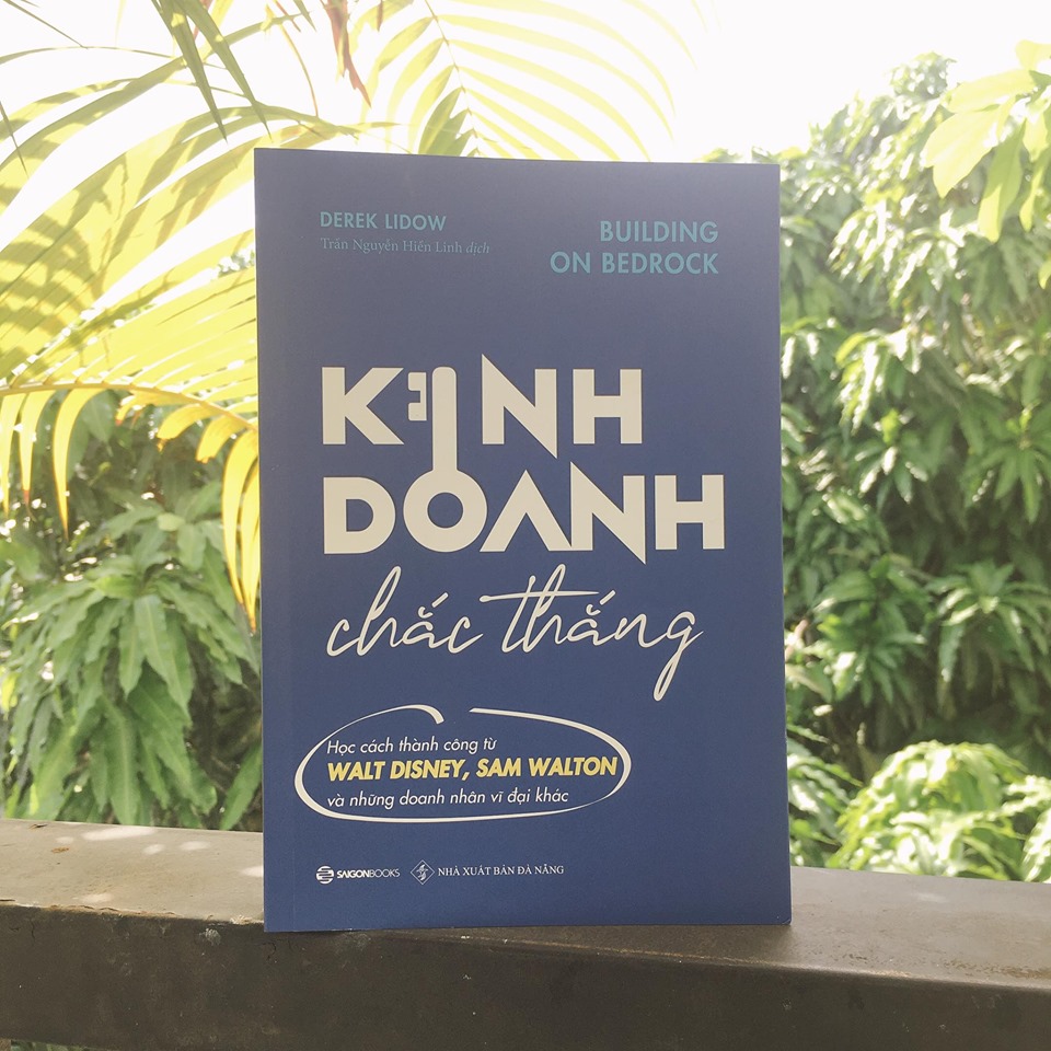 Cuốn sách kinh doanh chắc thắng. 