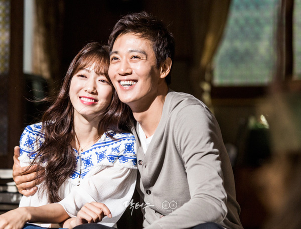 Park Shin Hye đã có màn kết hợp ăn ý với đàn anh Kim Rae Won.