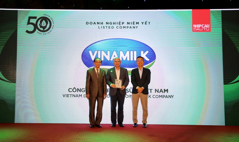 Vinamilk thuộc Top 50 Doanh nghiệp phát triển bền vững tiêu biểu 2022  - Ảnh 1.