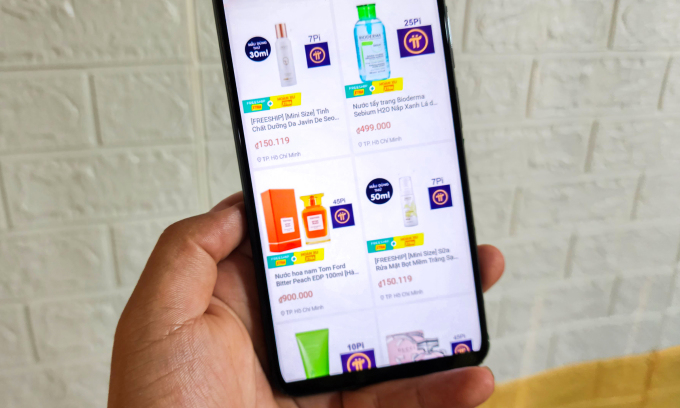 Shopee nói gì khi gian hàng trên trên trang thương mại niêm yết giá bằng tiền ảo Pi?  - Ảnh 1.