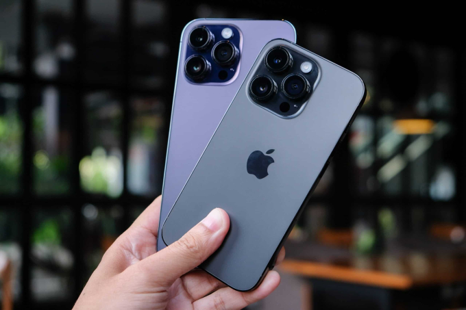 iPhone 14 Pro Max là mẫu iPhone tụt giá nhanh nhất tính đến thời điểm hiện tại. (Ảnh: Shutterstock)