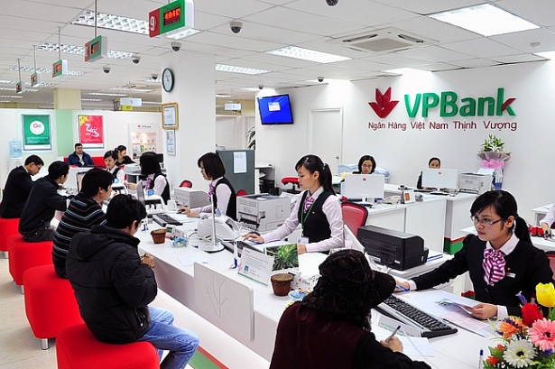  So với các nhà băng đã công bố kết quả kinh doanh, VPBank hiện là ngân hàng có lợi nhuận năm 2020 đứng thứ 3 toàn hệ thống. Ảnh: VPB