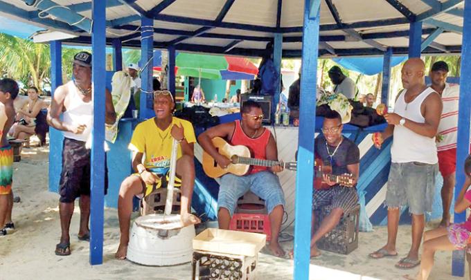 Người dân San Andres khá sôi nổi