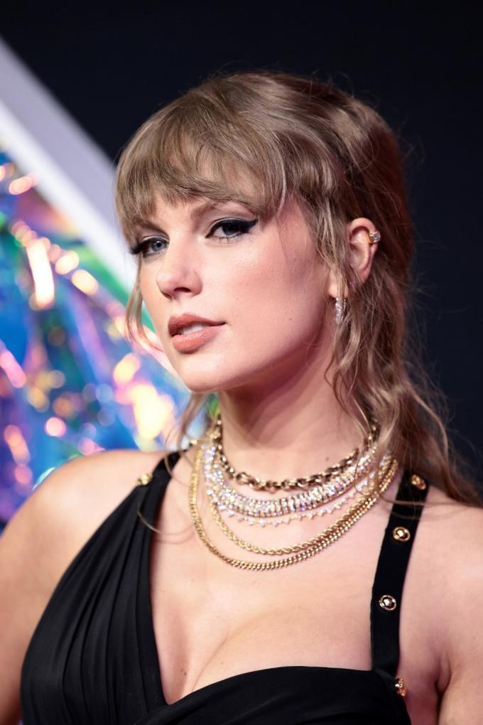 Taylor Swift ngày càng lột xác cả về phong cách lẫn nhan sắc