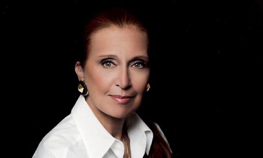 Nhà văn Danielle Steel