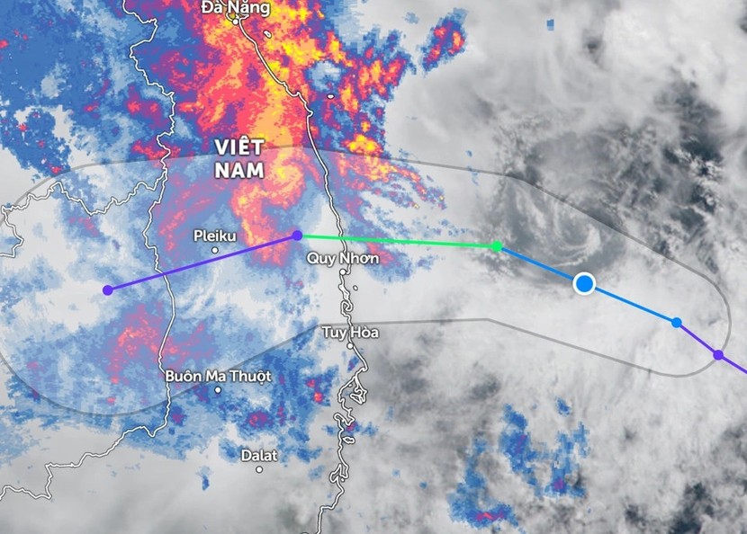 Bão số 5 hình thành trên Biển Đông, cách Quảng Ngãi 270km - Ảnh 1.