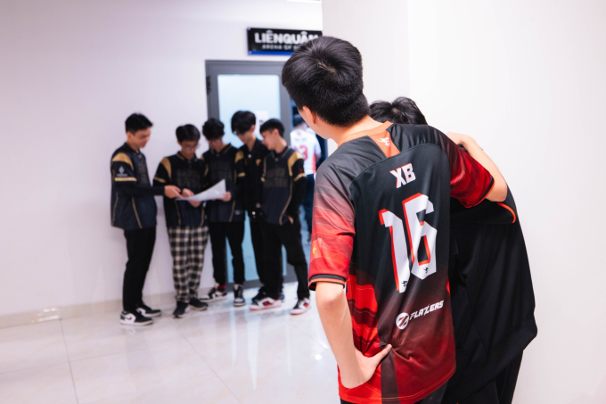 Trong trường hợp xấu nhất, Team Flash sẽ phải tiếp tục xem Playoffs ĐTDV ở nhà