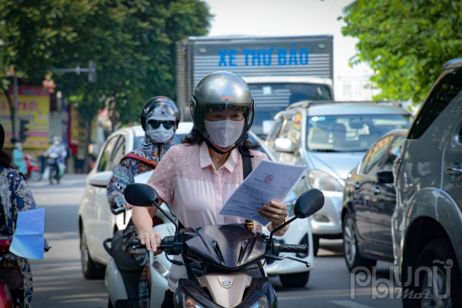 Chen nhau trên đường phố Hà Nội ngày đầu đợt giãn cách thứ tư