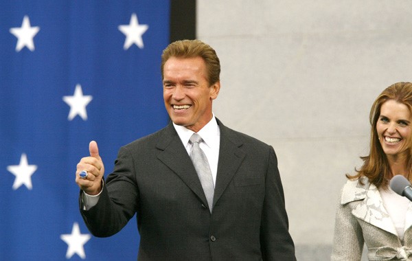 Arnold Schwarzenegger - Hành trình 35 năm làm 