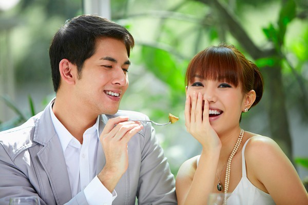 Tử vi tình yêu 12 cung hoàng đạo 24/6/2019: Bảo Bình làm họ thấy nhàm chán, Song Tử nên chia sẻ cảm xúc của mình