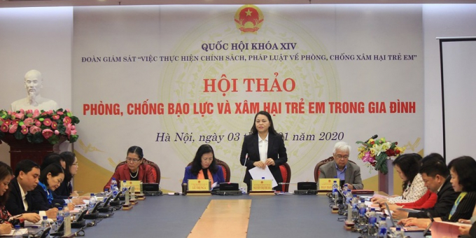   Hội thảo về “Phòng, chống bạo lực và xâm hại trẻ em trong gia đình”.  