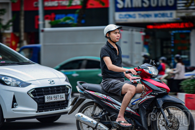 Cũng có những người bất chấp gió lạnh