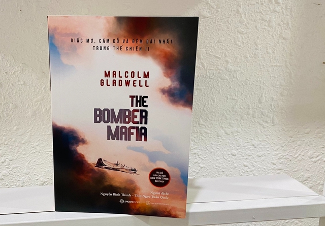 The Bomber Mafia, cuốn sách về lý tưởng của không quân Mỹ trong thế chiến thứ hai - Ảnh 1.