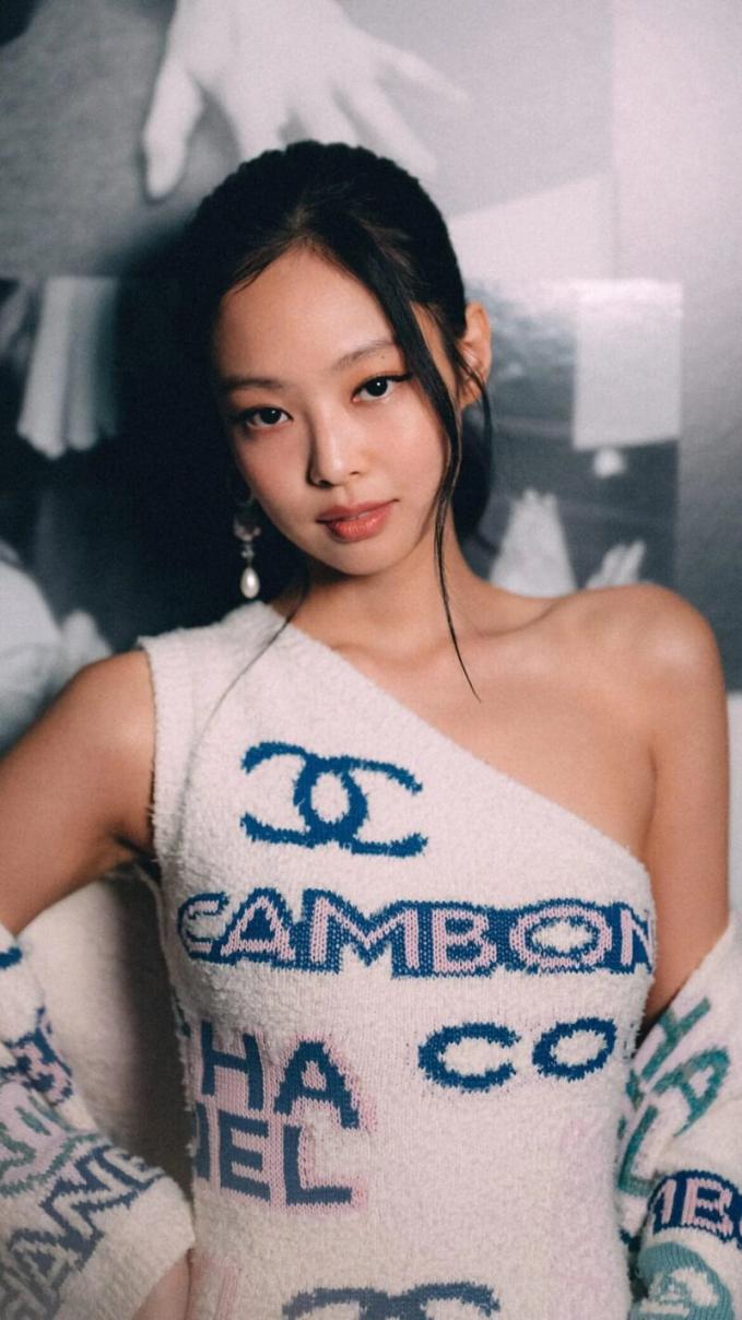 và Jennie rất có khả năng comeback cùng 1 thời điểm