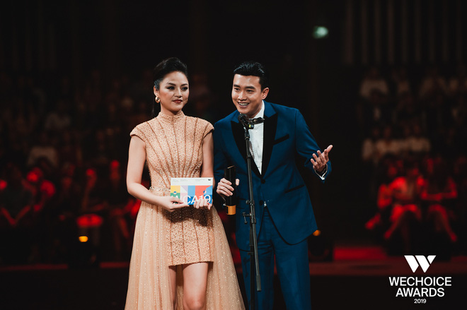 WeChoice Awards 2019: Chị Dậu Parody - Kỷ nguyên hắc ám của 1977 Vlog trở thành sản phẩm hài/chế của năm