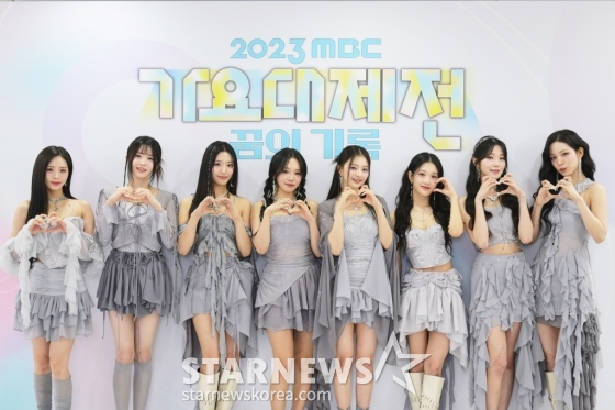 Nhóm nữ từ chương trình Idol School - fromis_9