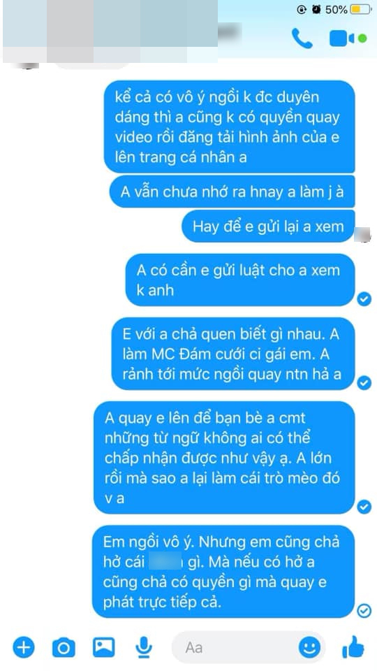 Dân mạng dậy sóng cô gái trẻ bị MC đám cưới quay lén dáng ngồi nhạy cảm rồi phát lên MXH-5