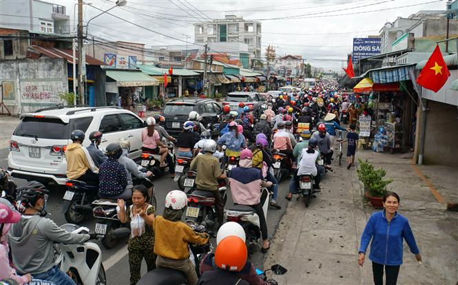 tp_ho_chi_minh_nguoi_dan_tro_lai_sau_ky_nghi_le_giao_thong_un_tac_tai_nhieu_tuyen_duong_cua_ngo_202907663_4054783