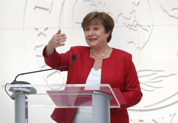 Bà Kristalina Georgieva phát biểu trong một cuộc họp báo tại trụ sở IMF tại Washington, DC.