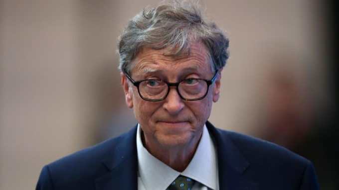   Bill Gates là một tỷ phú nổi tiếng đã bỏ học  